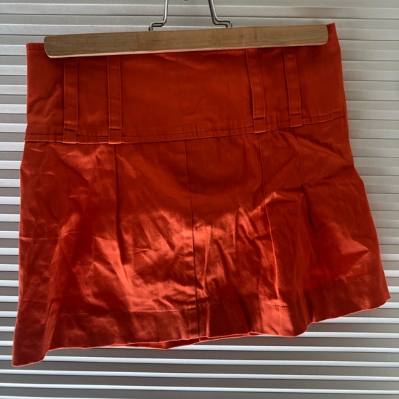 Orange mini skirt - Picture 7 of 10
